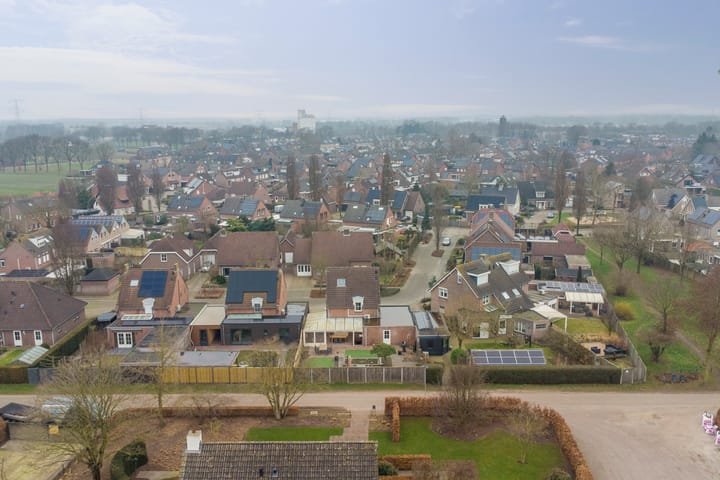 Foto 44 van Meester Beumersstraat 30