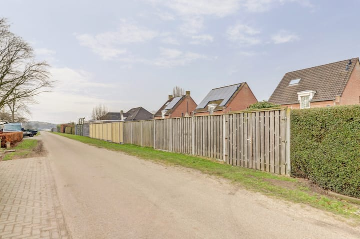 Foto 46 van Meester Beumersstraat 30