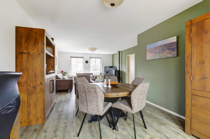 Foto 11 van Meester Beumersstraat 30