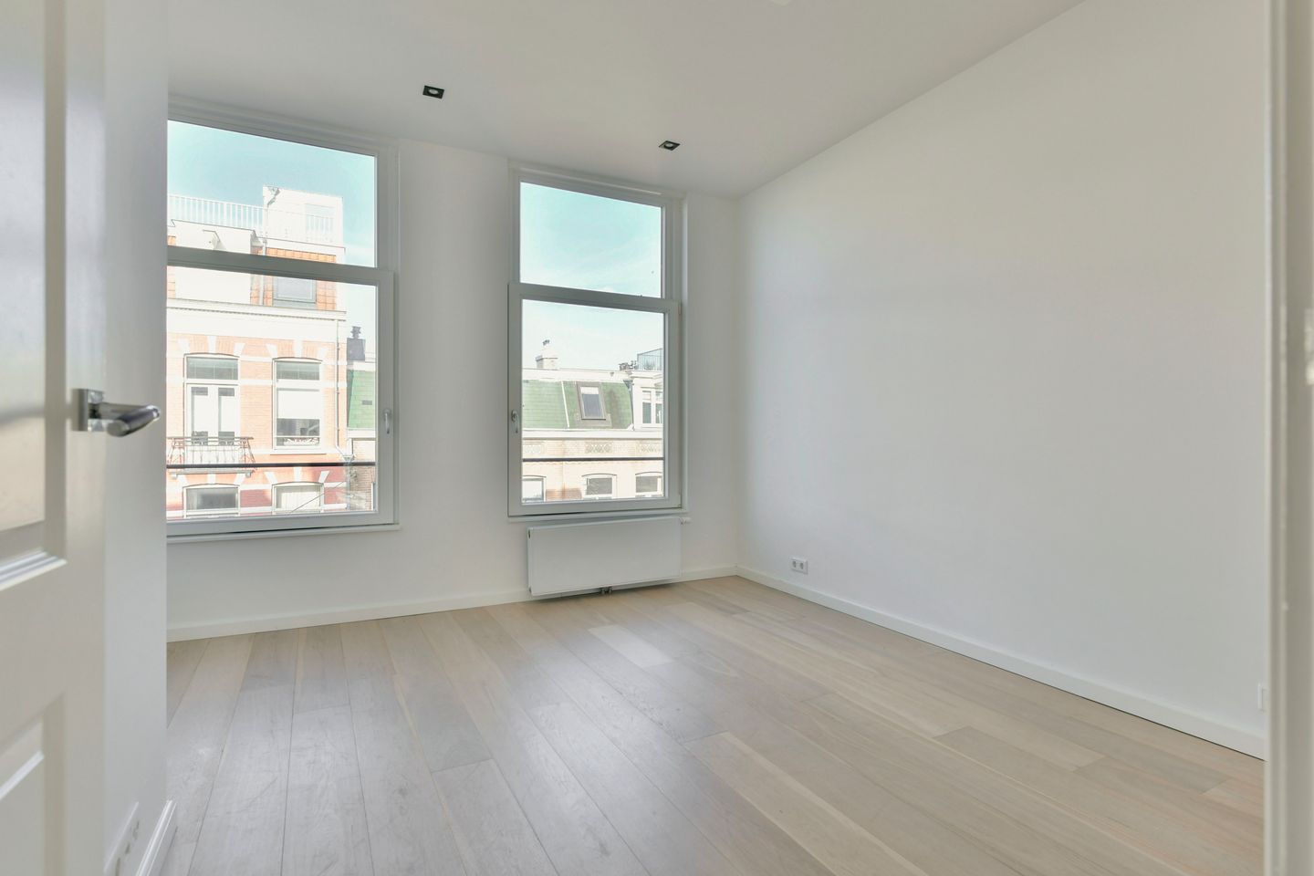 Photo 10 of Eerste Helmersstraat 209-3