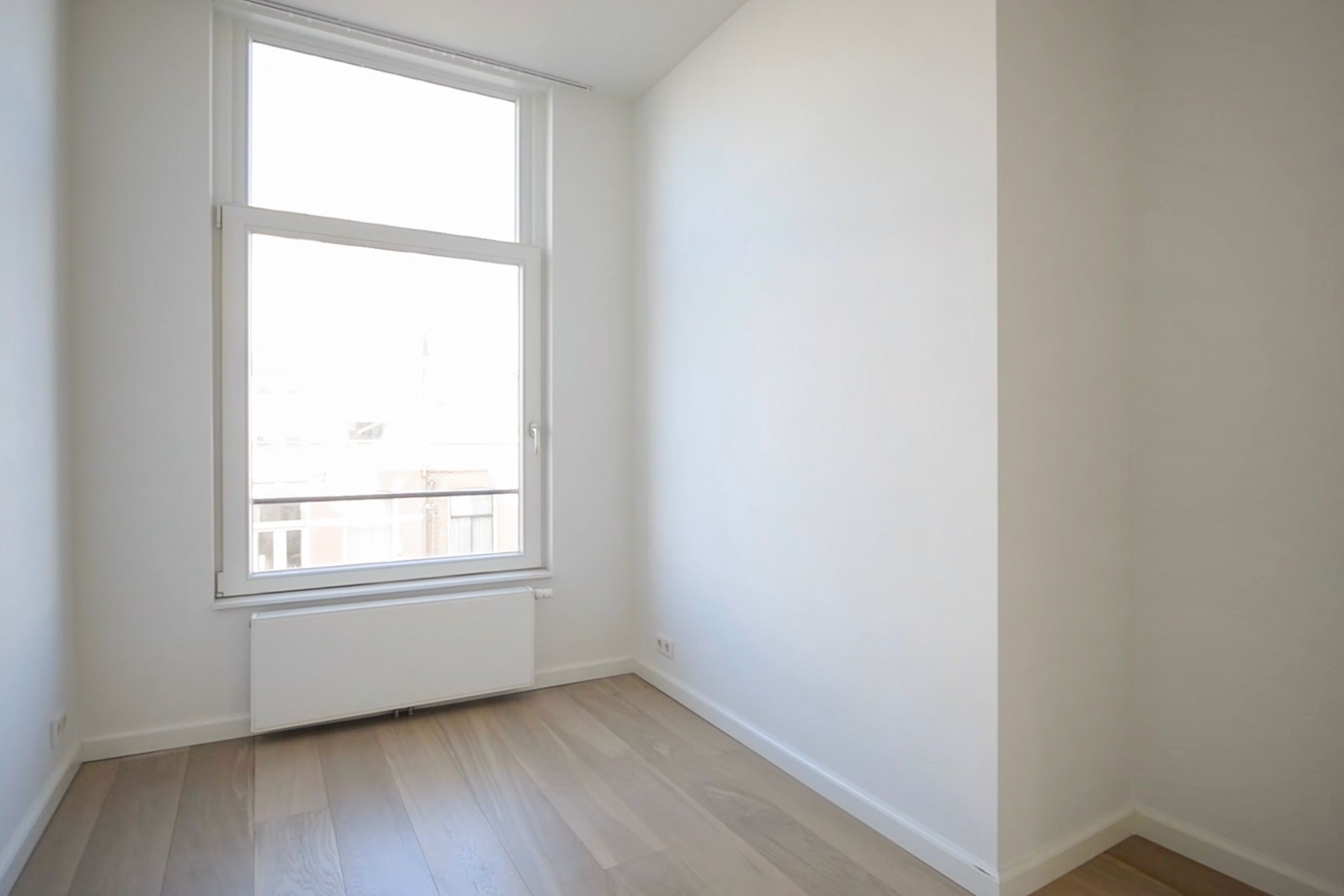 Photo 12 of Eerste Helmersstraat 209-3