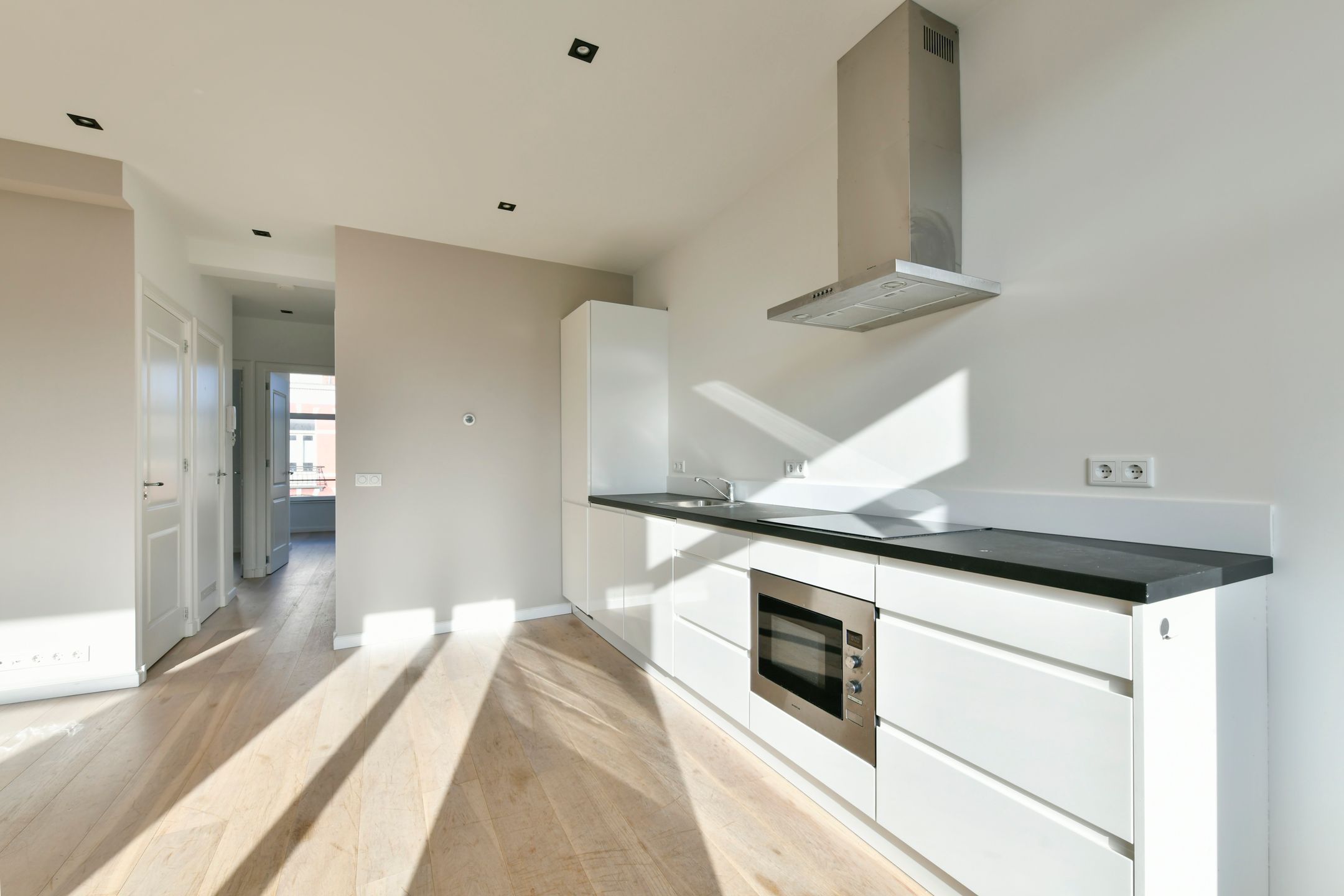 Photo 15 of Eerste Helmersstraat 209-3