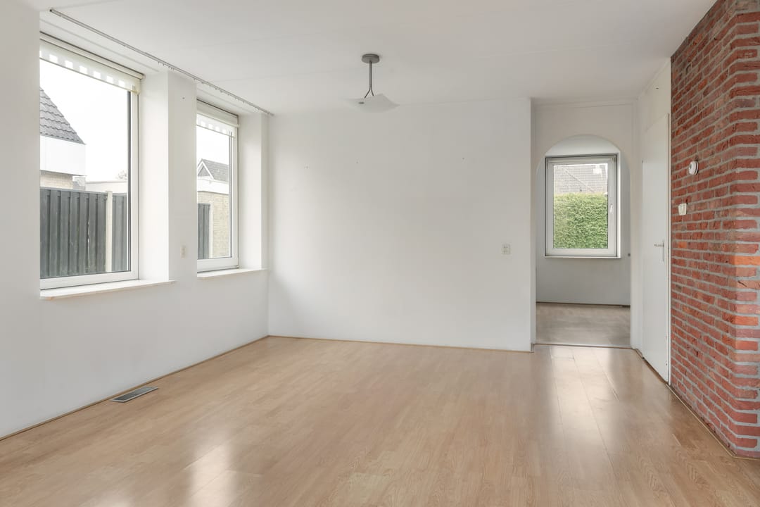 Foto 7 van Leeuwetand 113