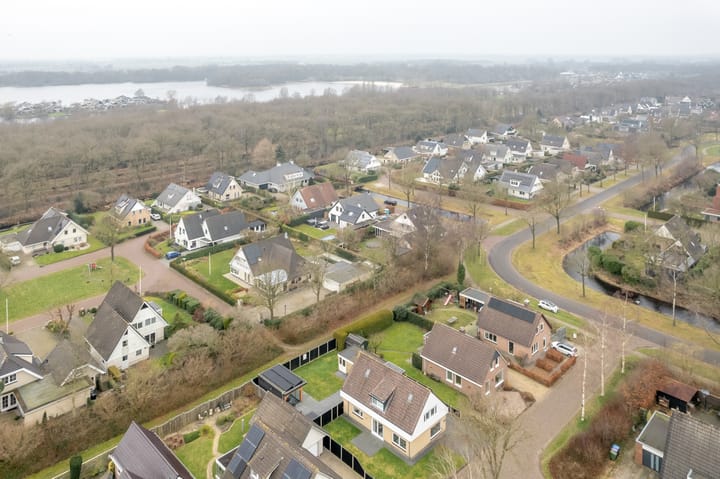 Foto 32 van Leeuwetand 113