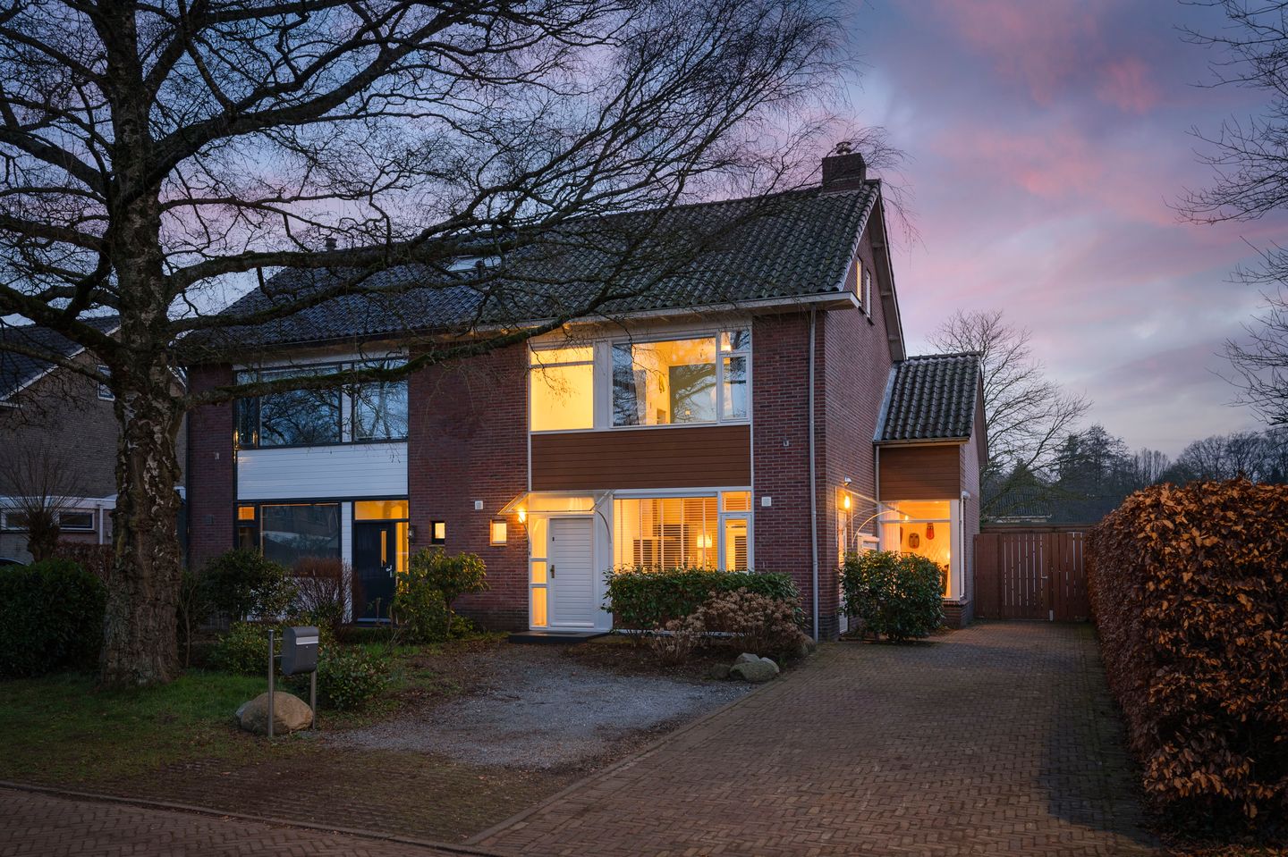 Foto 1 van Burg. Smijterweg 2