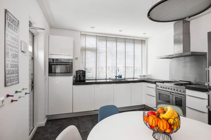 Foto 12 van Burg. Smijterweg 2