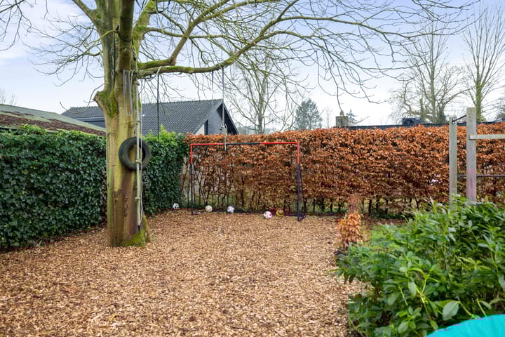 Foto 36 van Burg. Smijterweg 2