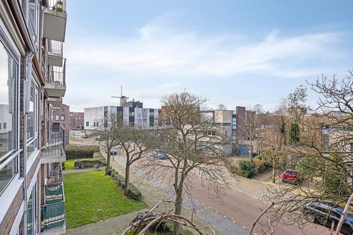Photo 9 of Jan van Zutphenstraat 67