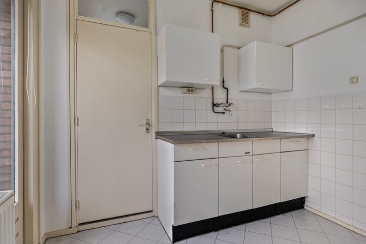 Photo 10 of Jan van Zutphenstraat 67