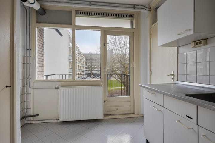 Photo 12 of Jan van Zutphenstraat 67