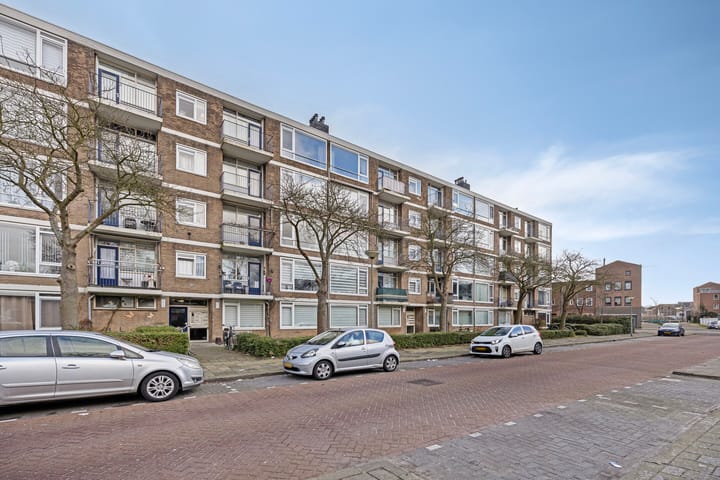 Photo 21 of Jan van Zutphenstraat 67