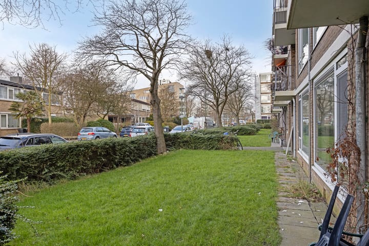 Photo 22 of Jan van Zutphenstraat 67