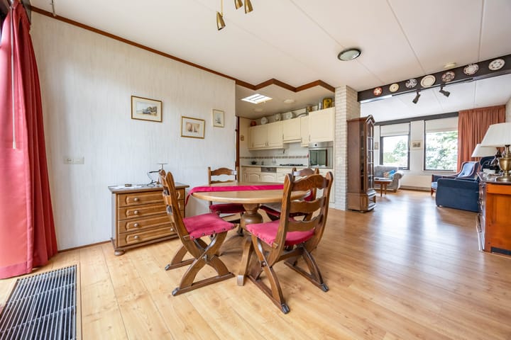 Foto 9 van Du Perronlaan 4