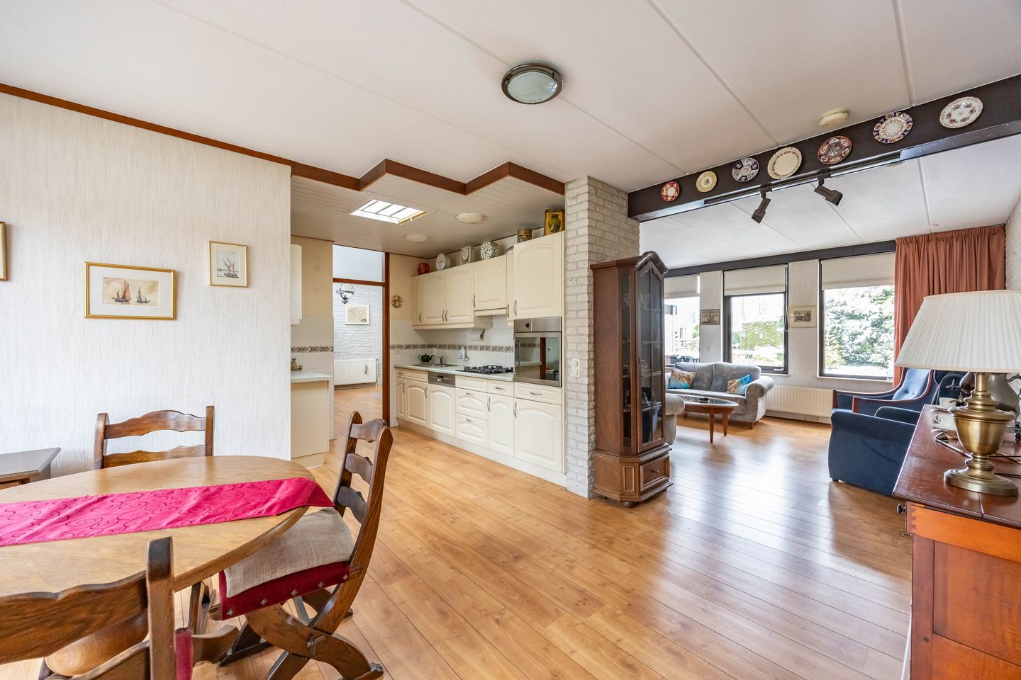 Foto 10 van Du Perronlaan 4