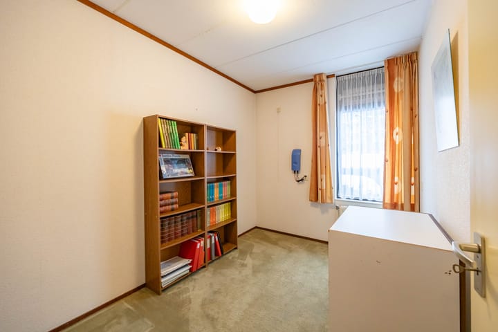 Foto 17 van Du Perronlaan 4