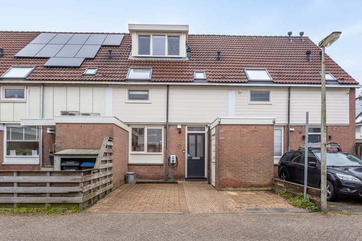 Foto 1 van Zeisstraat 42