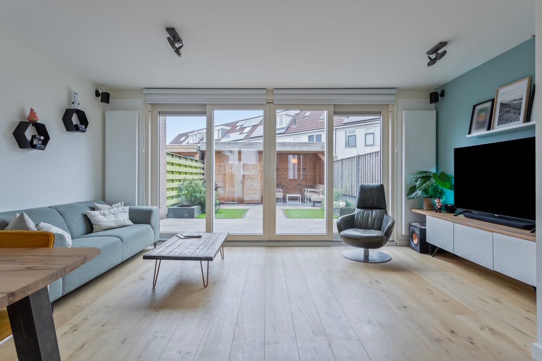 Photo 7 of Zeisstraat 42