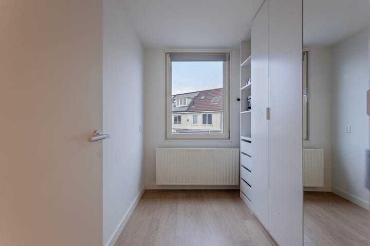 Foto 20 van Zeisstraat 42