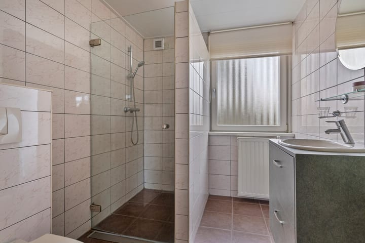 Foto 15 van Esdoornhof 297