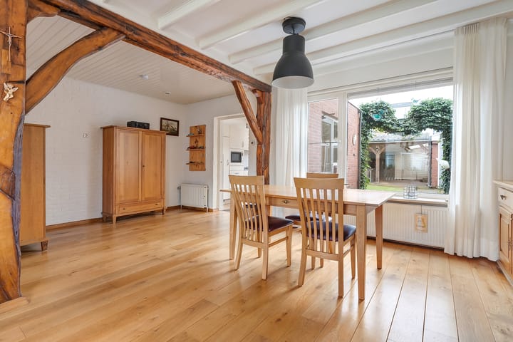 Foto 14 van Helmichstraat 12