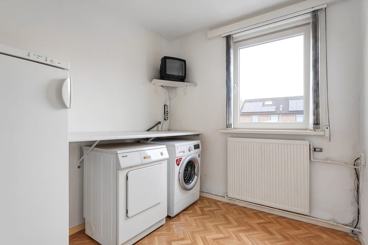 Foto 19 van Helmichstraat 12