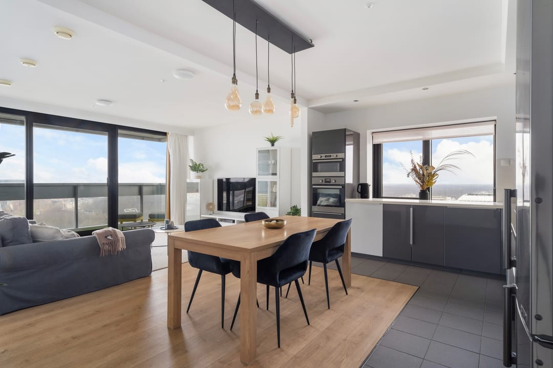 Foto 1 van Anna van Buerenplein 137