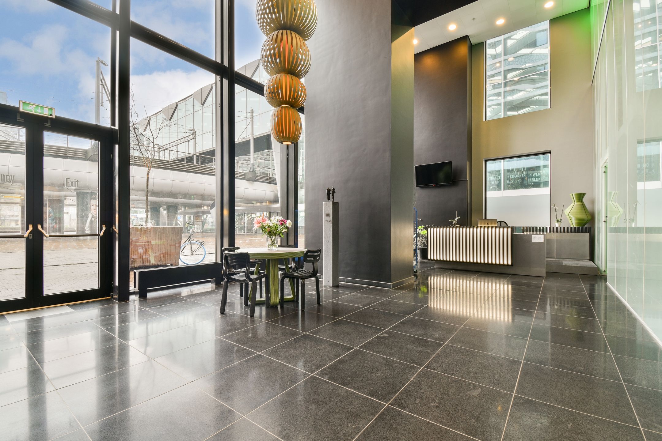 Foto 6 van Anna van Buerenplein 137