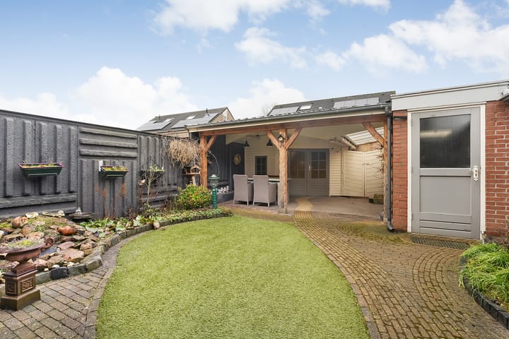 Foto 32 van Helmichstraat 12