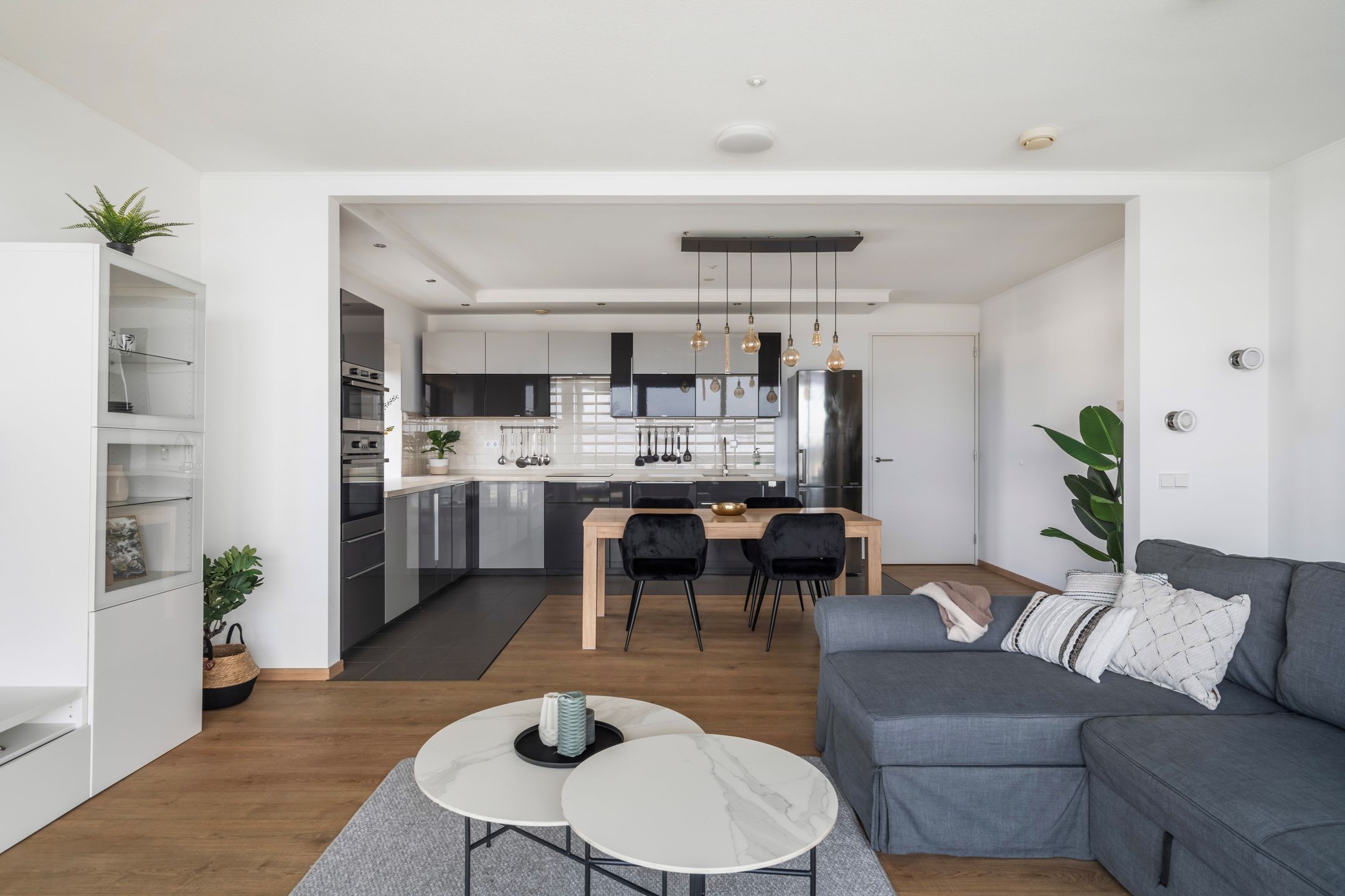 Foto 21 van Anna van Buerenplein 137