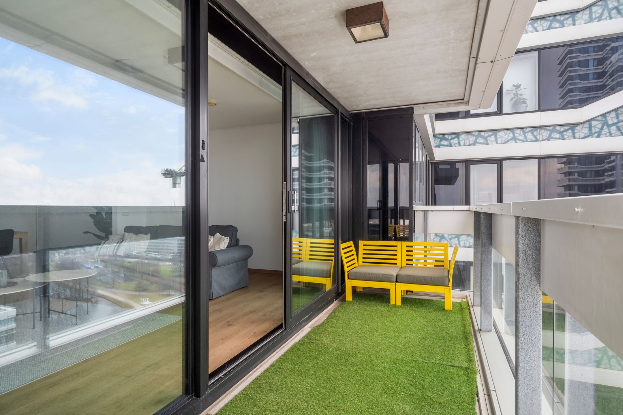 Foto 24 van Anna van Buerenplein 137