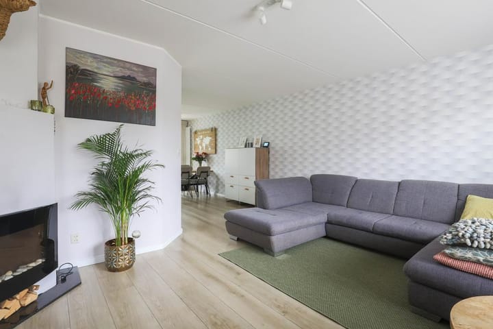 Foto 4 van H Roland Holstlaan 22