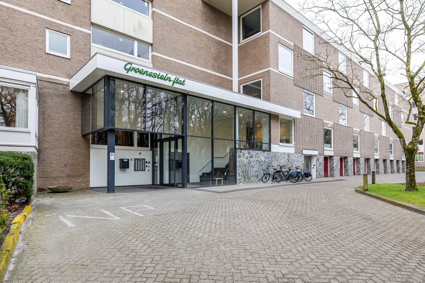 Foto 5 van Helper Brink 61-116