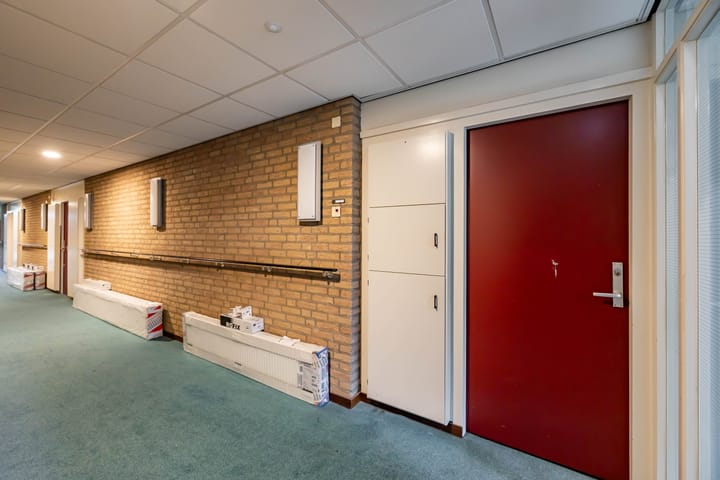 Foto 10 van Helper Brink 61-116