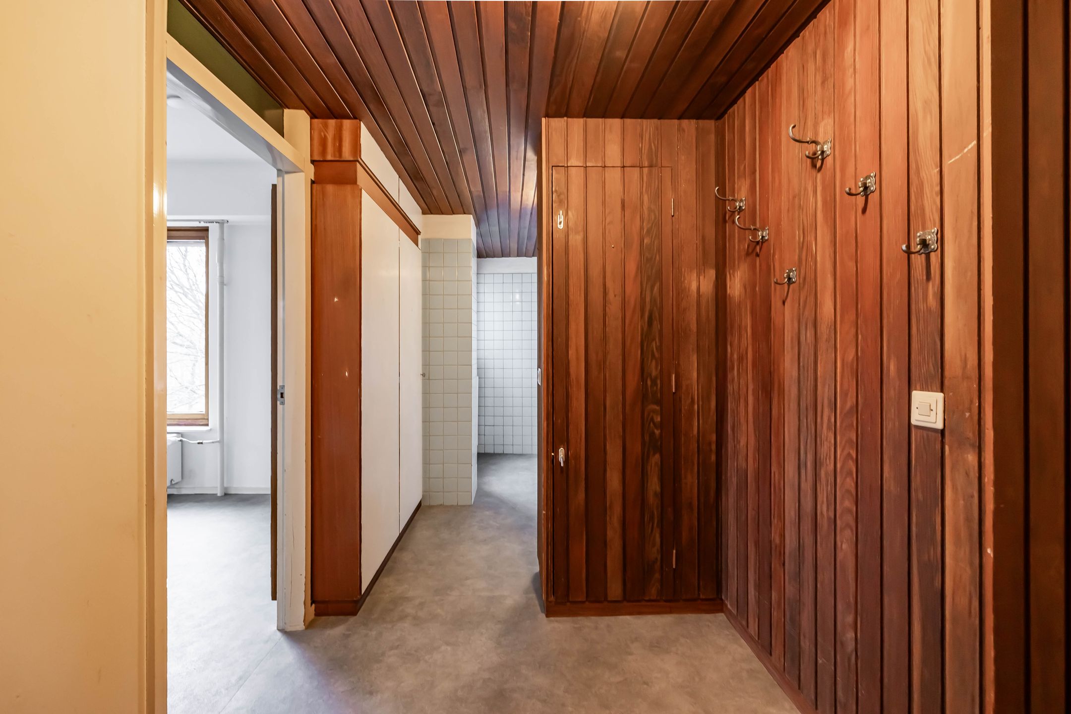 Foto 12 van Helper Brink 61-116