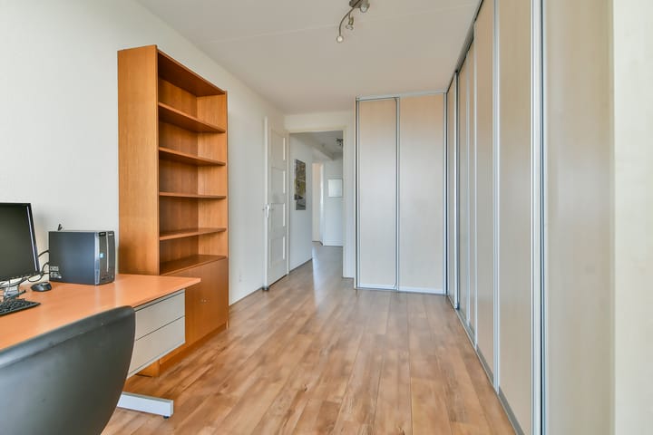 Foto 21 van Annie Romeinstraat 150