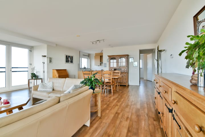 Foto 28 van Annie Romeinstraat 150