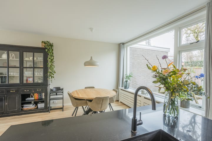 Foto 12 van Meidoornstraat 9