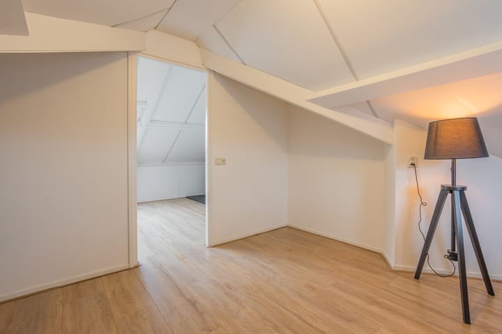 Foto 37 van Meidoornstraat 9