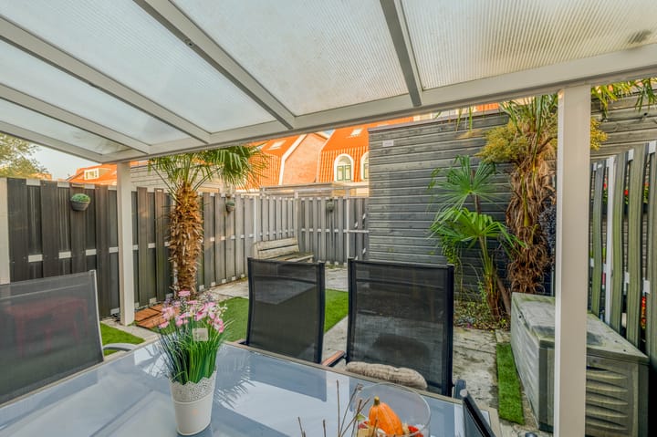 Photo 25 of Charactostraat 55