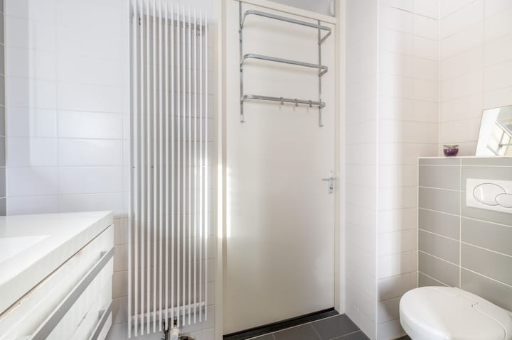 Photo 35 of Charactostraat 55