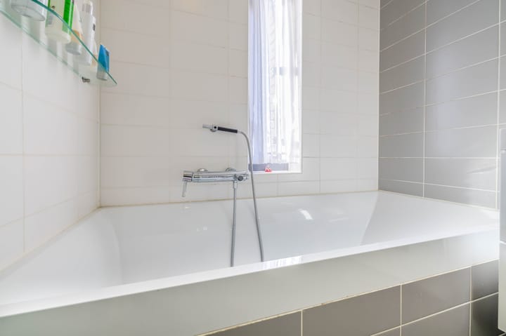 Photo 37 of Charactostraat 55