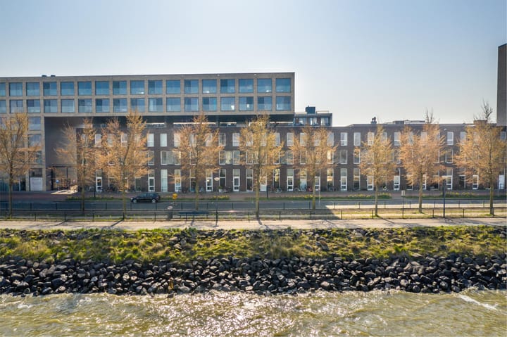 Foto 3 van Bert Haanstrakade 202