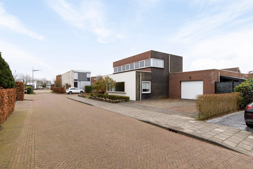 Foto 32 van Steenloperstraat 1