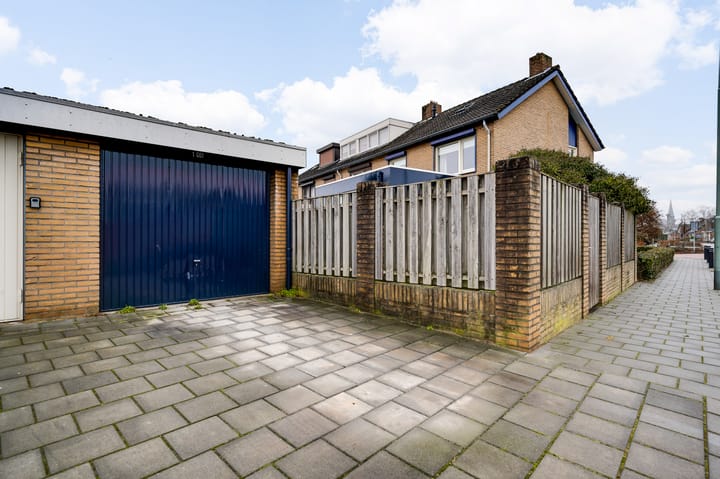 Foto 3 van Burgemeester Moorenstraat 1