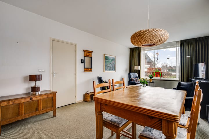 Foto 10 van Burgemeester Moorenstraat 1