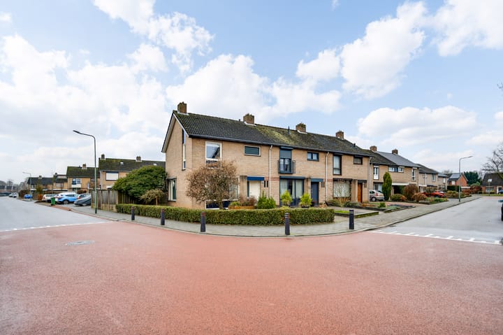 Foto 30 van Burgemeester Moorenstraat 1