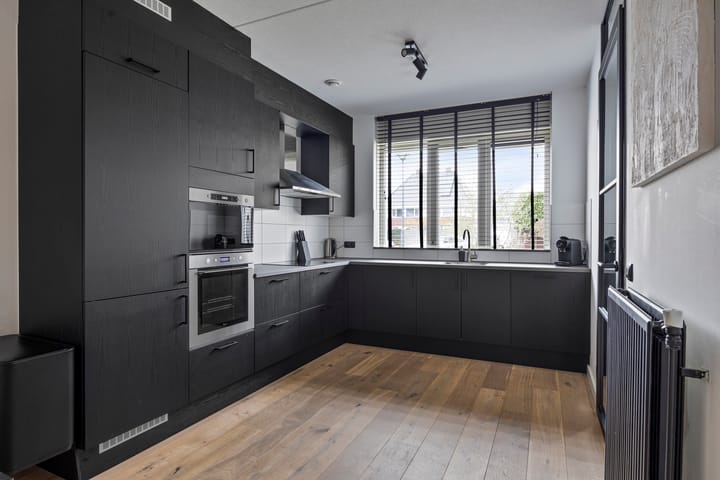 Photo 21 of Hoofdmanstraat 13