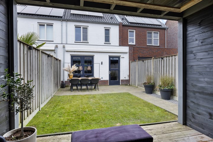 Photo 43 of Hoofdmanstraat 13