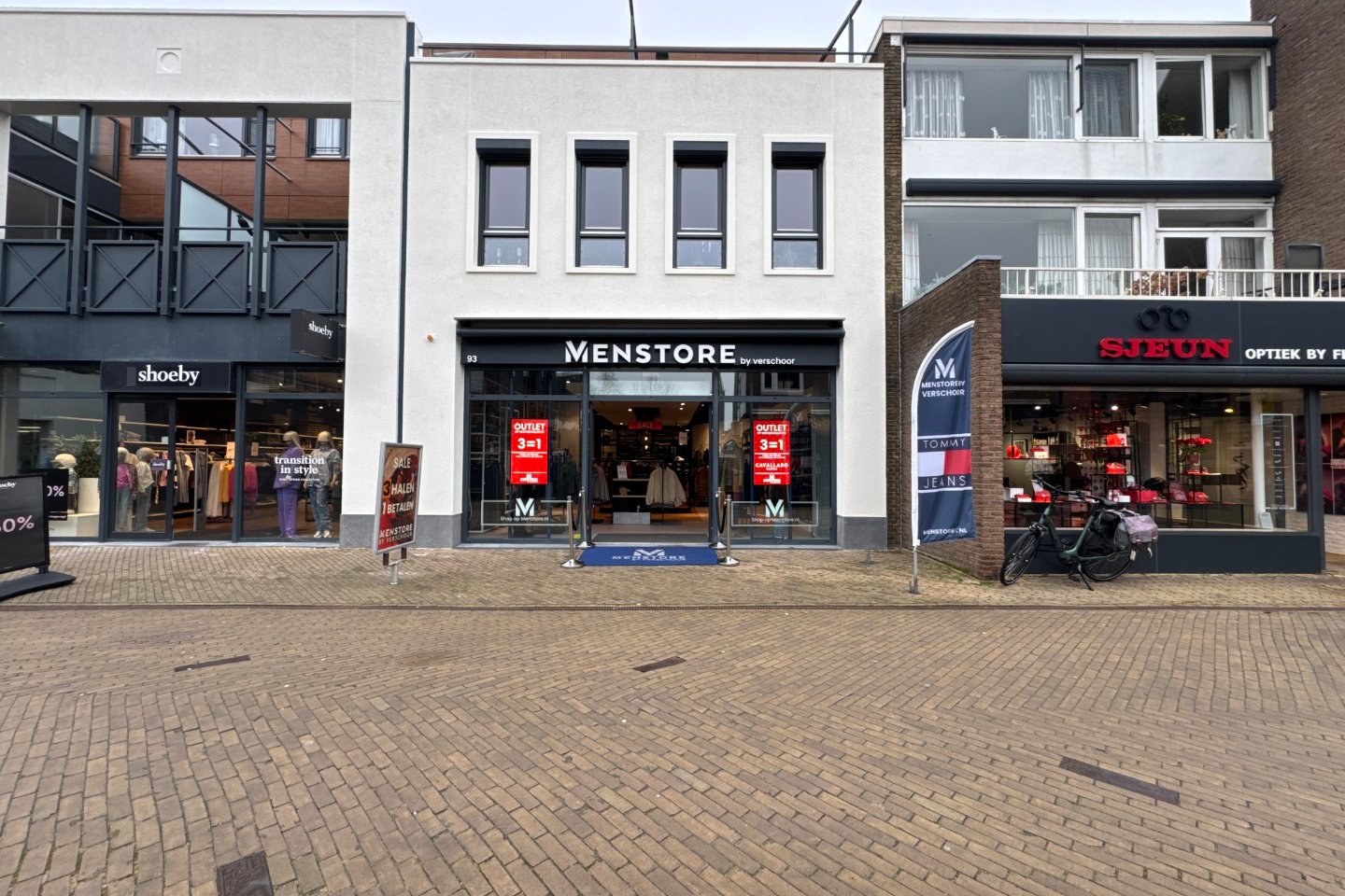 Bekijk foto 1 van Kerkbuurt 93