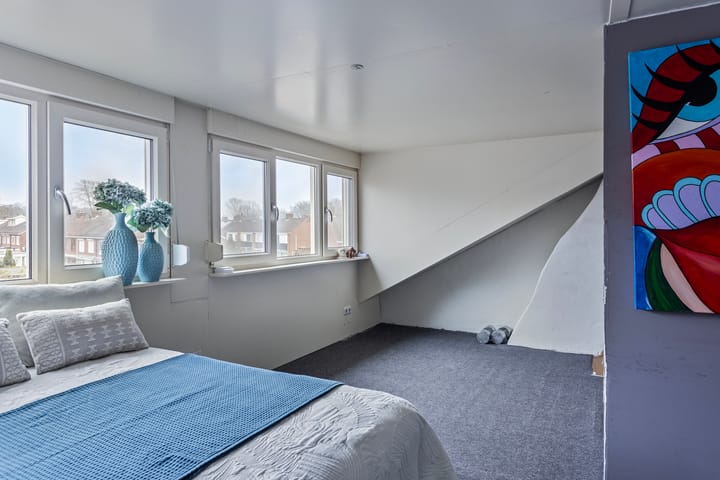 Photo 25 of Emanuel de Wittestraat 18